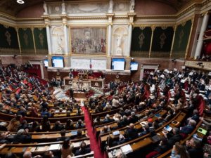 Les deux motions rejetées malgré de nombreuses voix LR en faveur de la censure du gouvernement